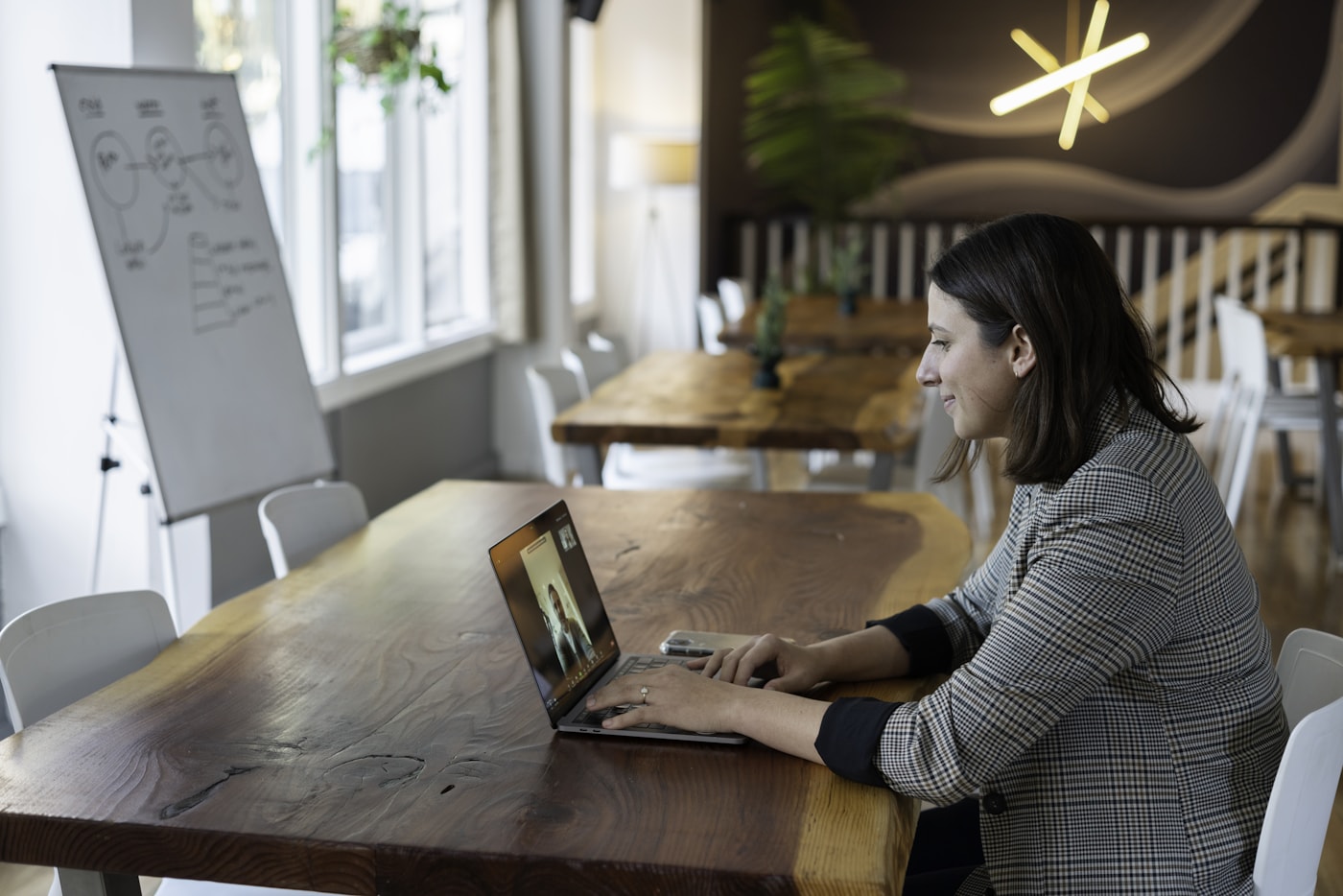 An conversation over a laptop